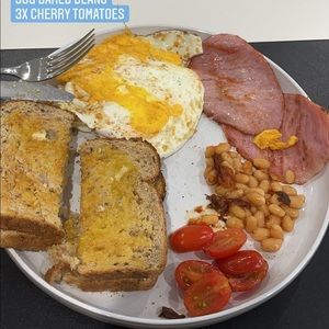 Meet your Posher, Christian